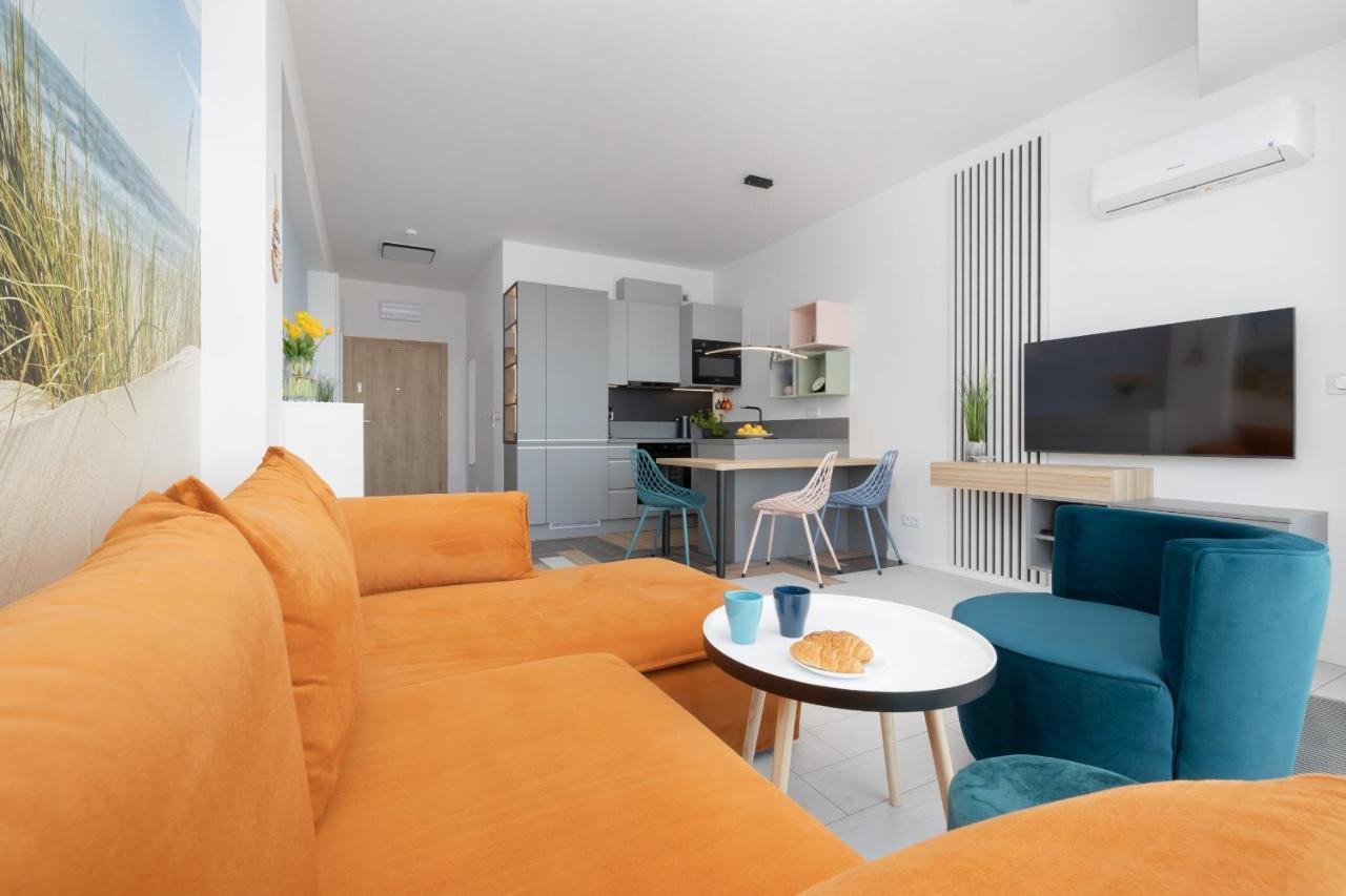 Sea View Porta Mare By Renters Prestige Apartment