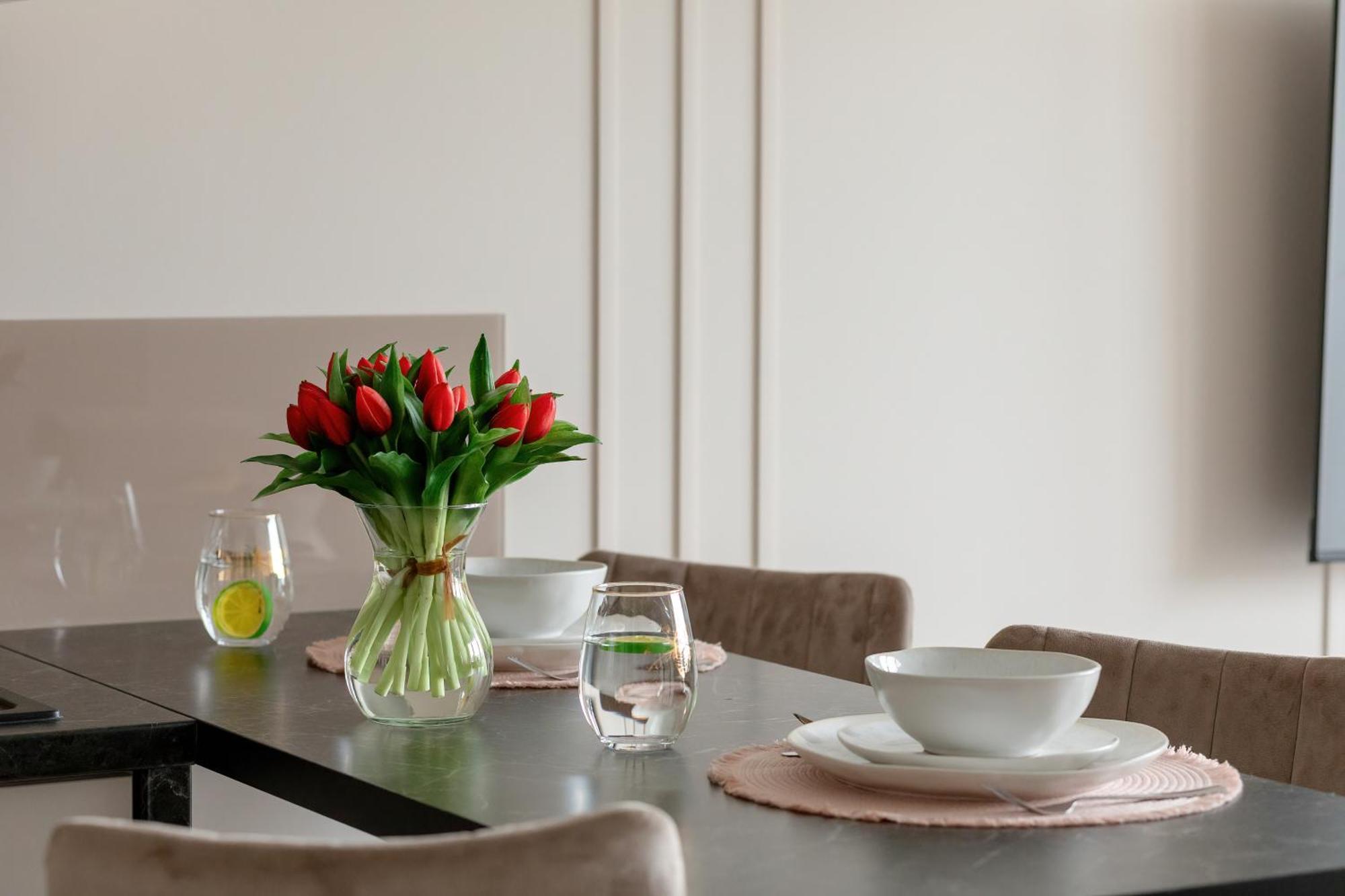 Sea View Porta Mare By Renters Prestige Apartment *